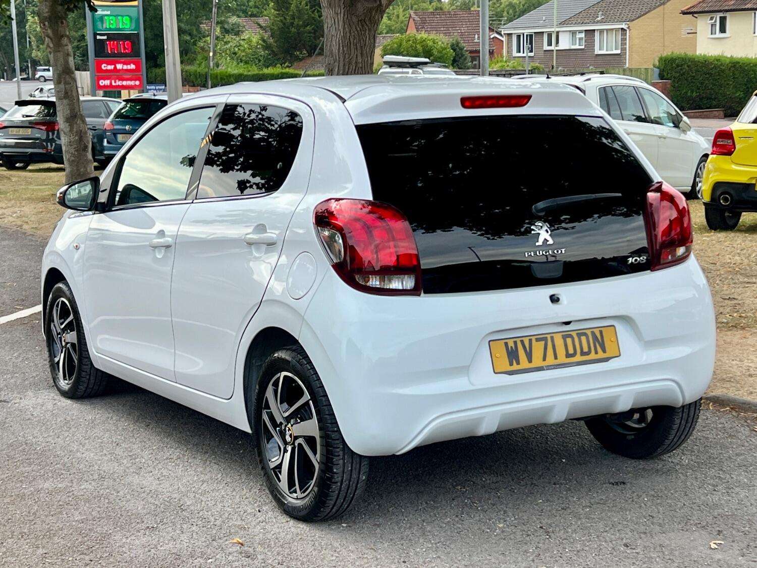 2021 PEUGEOT 108 2021 PEUGEOT 108