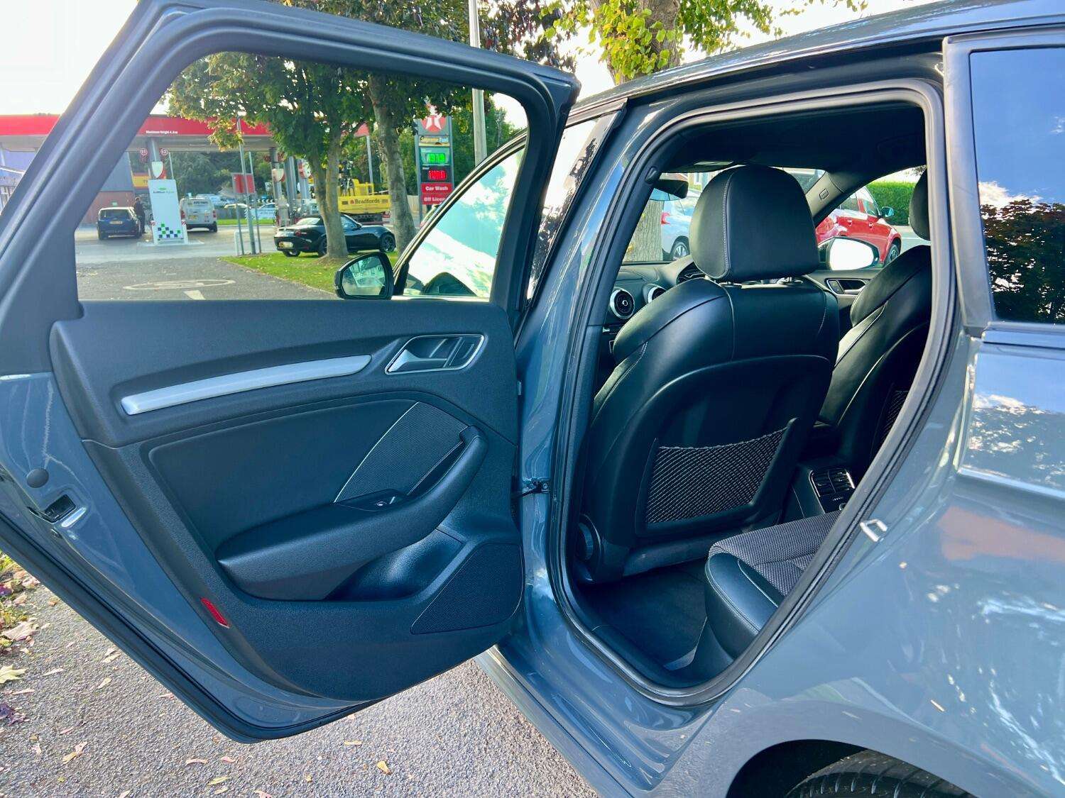 2018 AUDI A3 2018 AUDI A3