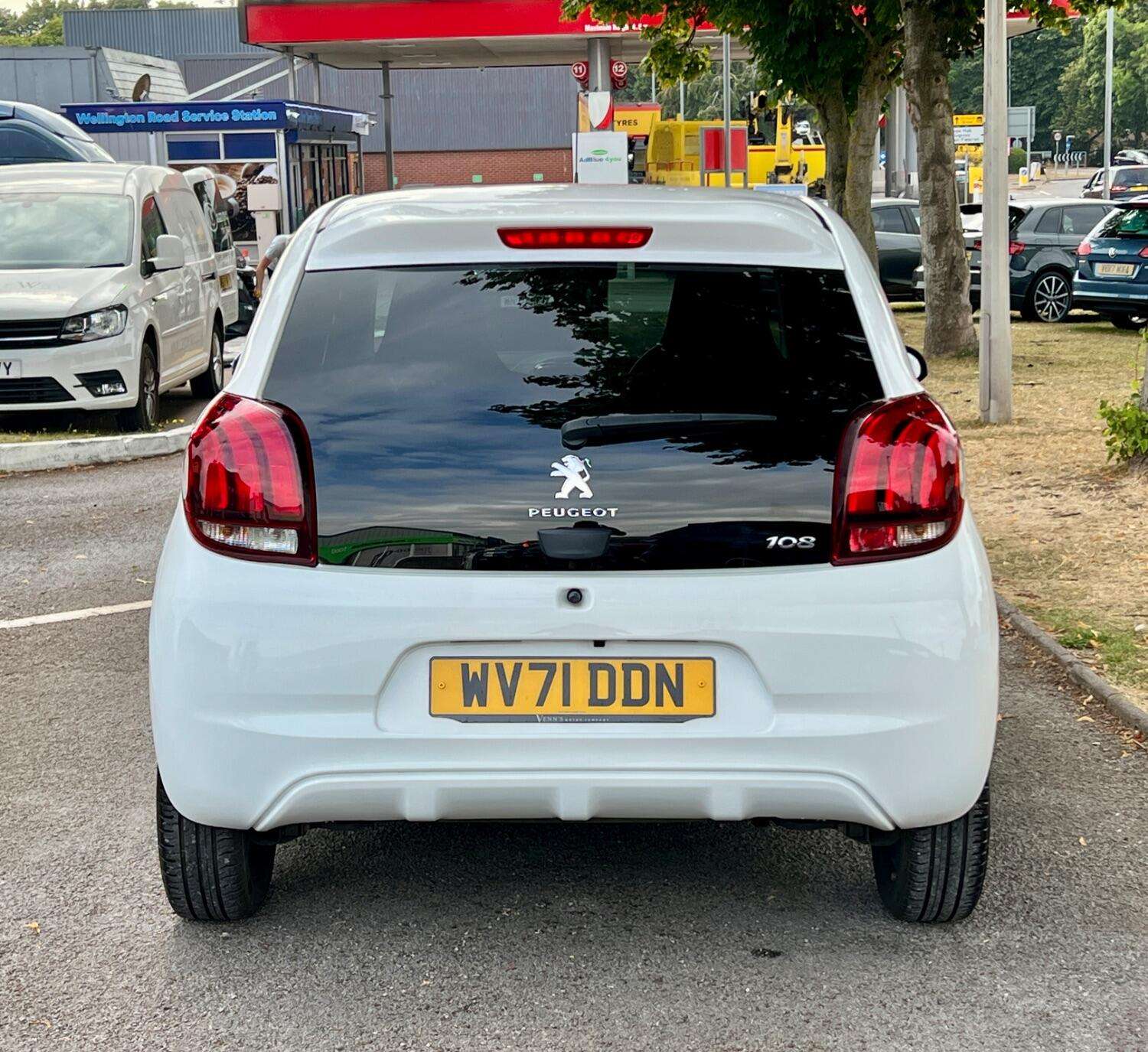 2021 PEUGEOT 108 2021 PEUGEOT 108