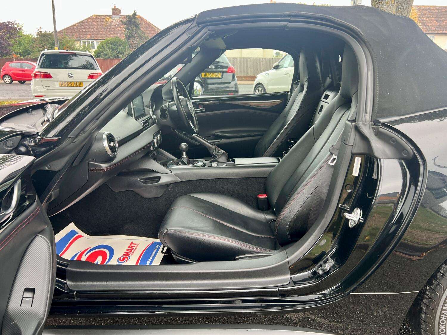 2015 MAZDA MX-5 2015 MAZDA MX-5