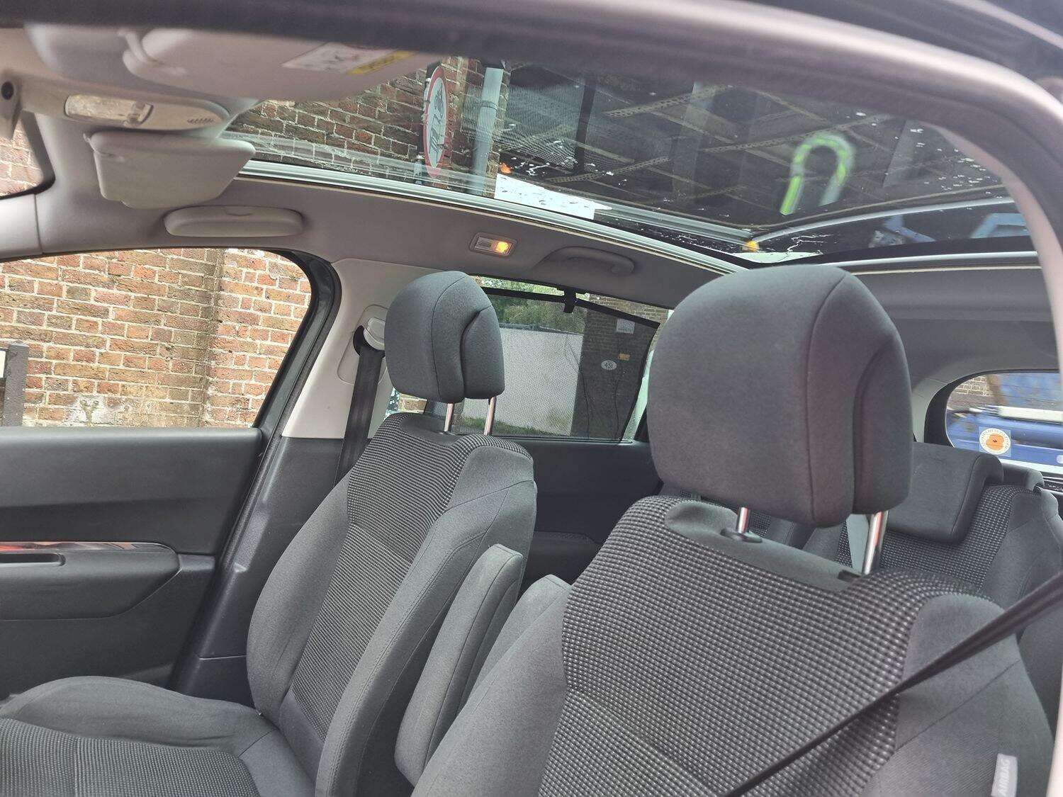 2016 PEUGEOT 5008 2016 PEUGEOT 5008