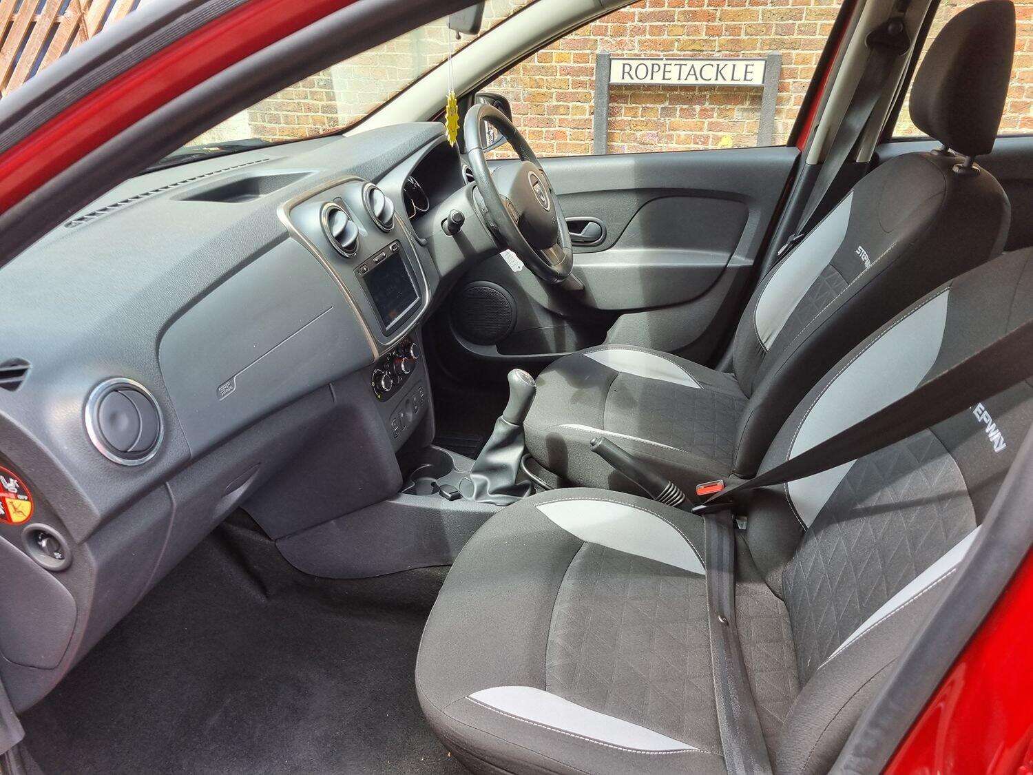 2013 DACIA SANDERO STEPWAY 2013 DACIA SANDERO STEPWAY