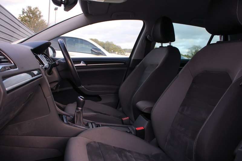 2017 VOLKSWAGEN GOLF 2017 VOLKSWAGEN GOLF