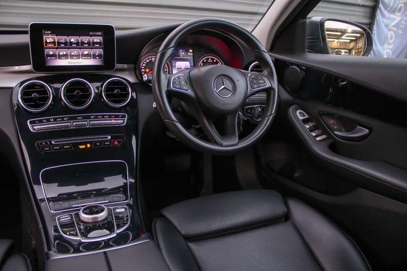 2018 MERCEDES C CLASS 2018 MERCEDES C CLASS