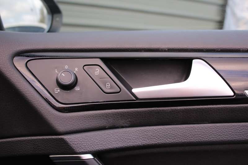 2017 VOLKSWAGEN GOLF 2017 VOLKSWAGEN GOLF