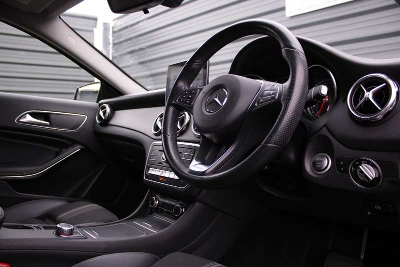 2019 MERCEDES GLA CLASS 2019 MERCEDES GLA CLASS