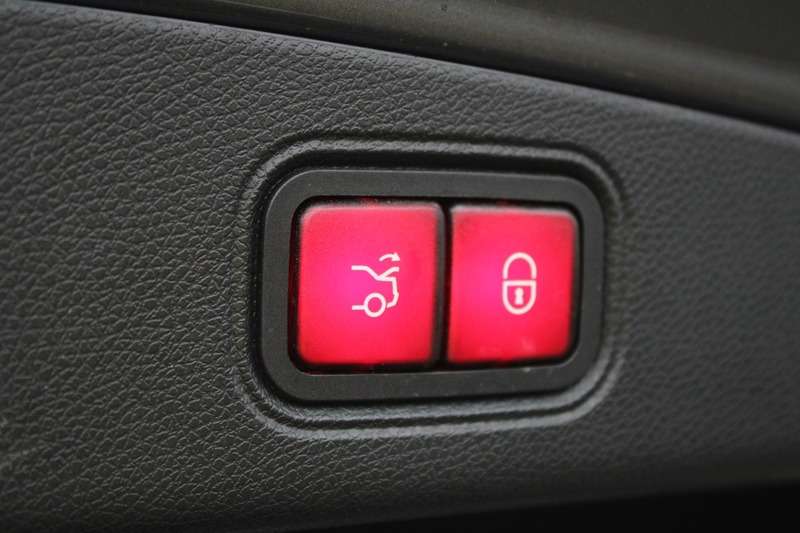 2017 MERCEDES E CLASS 2017 MERCEDES E CLASS