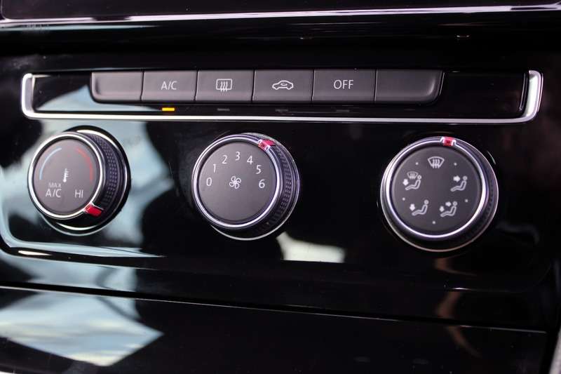 2017 VOLKSWAGEN GOLF 2017 VOLKSWAGEN GOLF