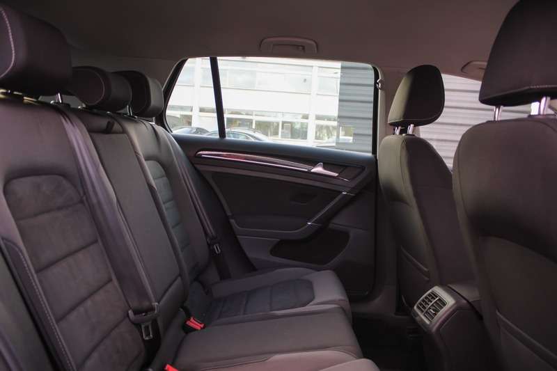 2017 VOLKSWAGEN GOLF 2017 VOLKSWAGEN GOLF