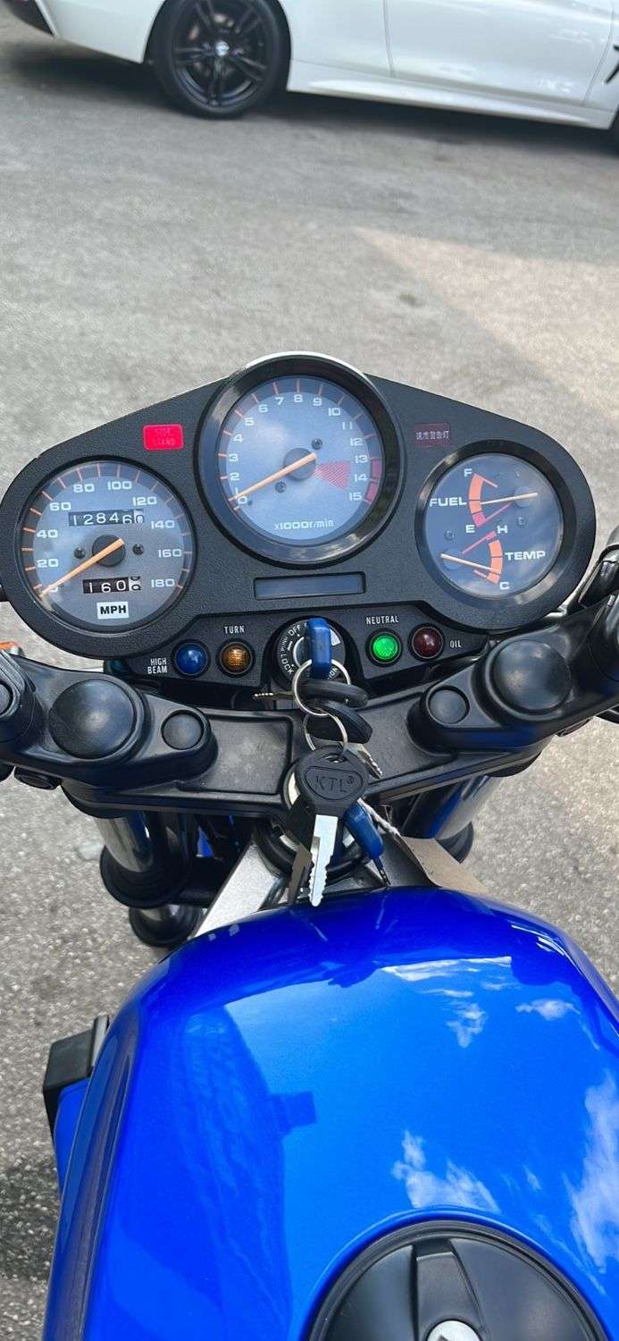 1986 SUZUKI GSX 1986 SUZUKI GSX