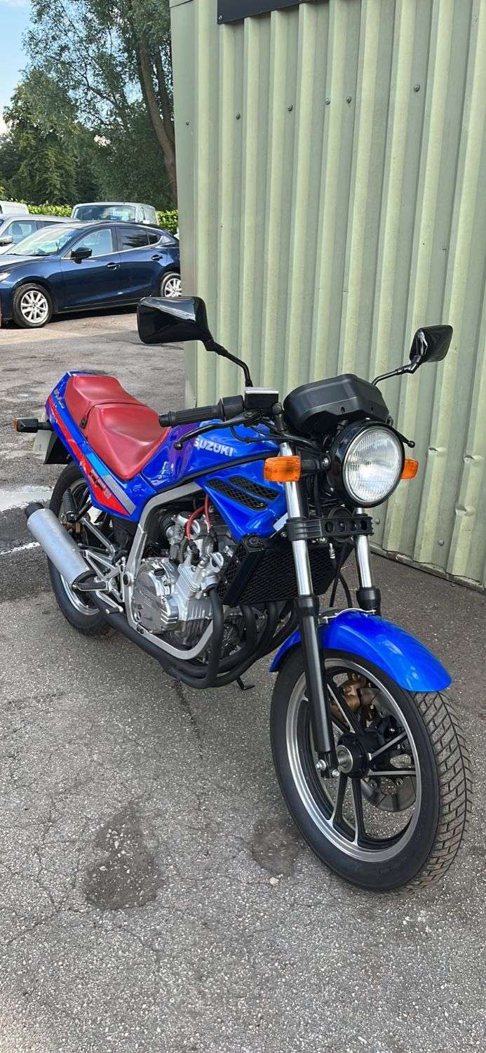 1986 SUZUKI GSX 1986 SUZUKI GSX