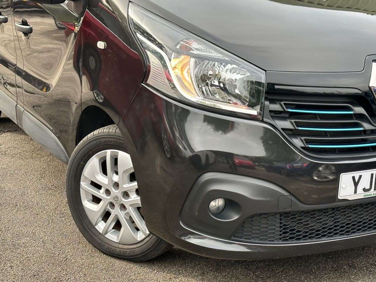 2015 RENAULT TRAFIC 2015 RENAULT TRAFIC