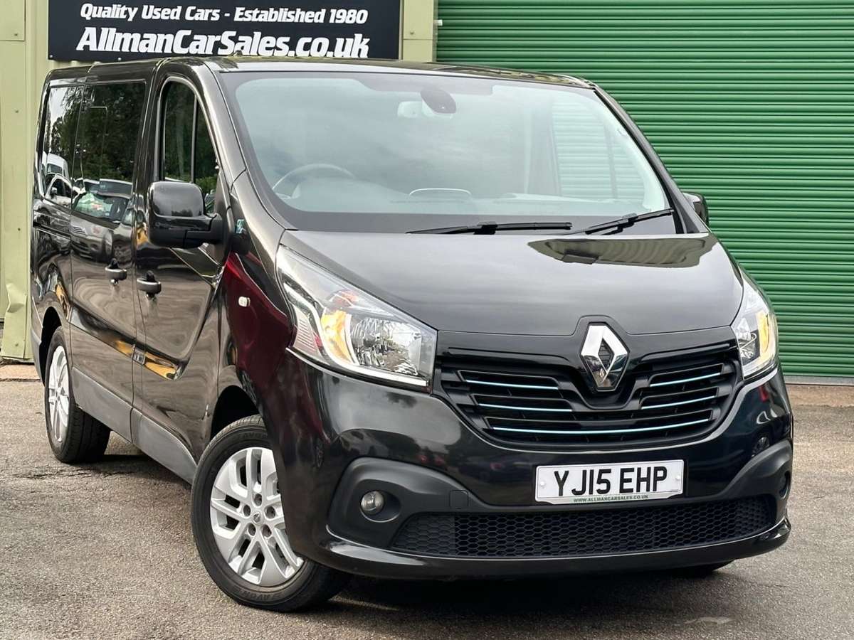 Check out this Renault Trafic 2015 Diesel Manual