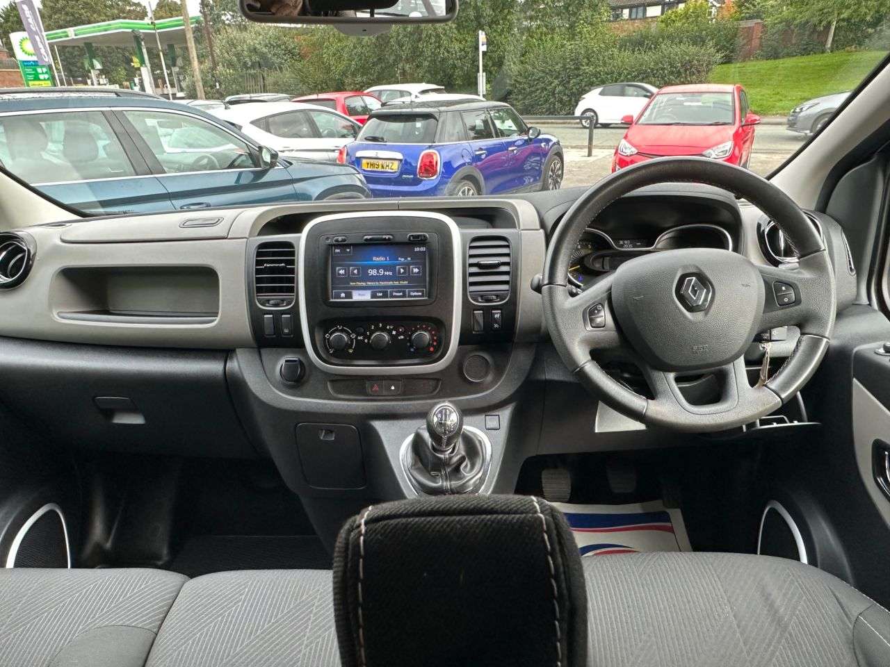 2015 RENAULT TRAFIC 2015 RENAULT TRAFIC