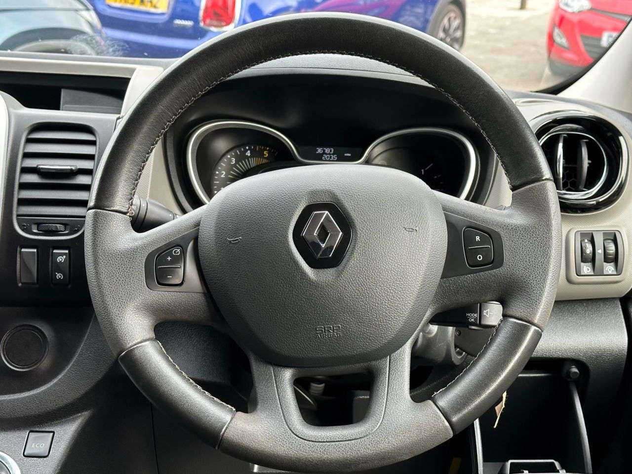 2015 RENAULT TRAFIC 2015 RENAULT TRAFIC