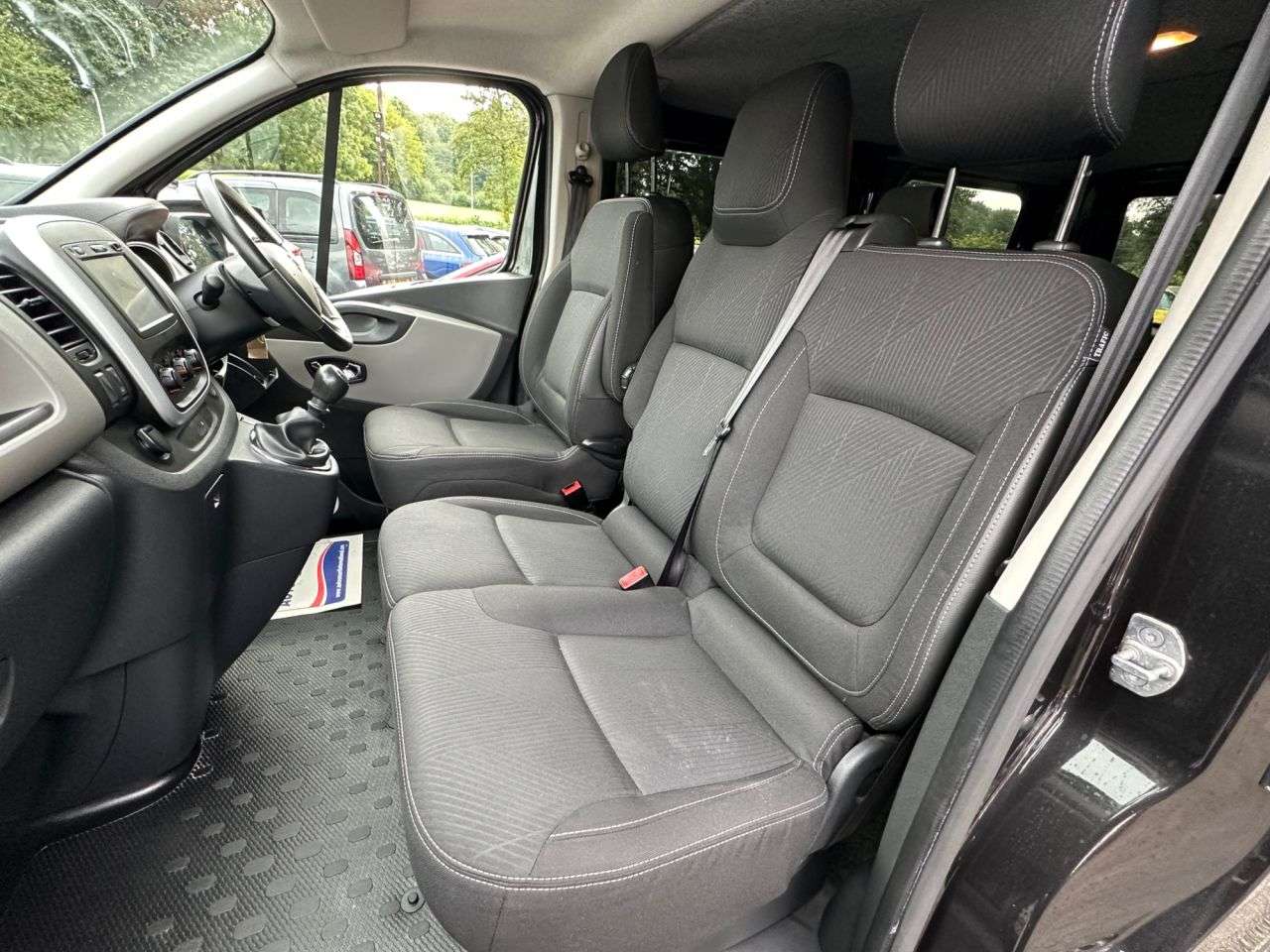 2015 RENAULT TRAFIC 2015 RENAULT TRAFIC