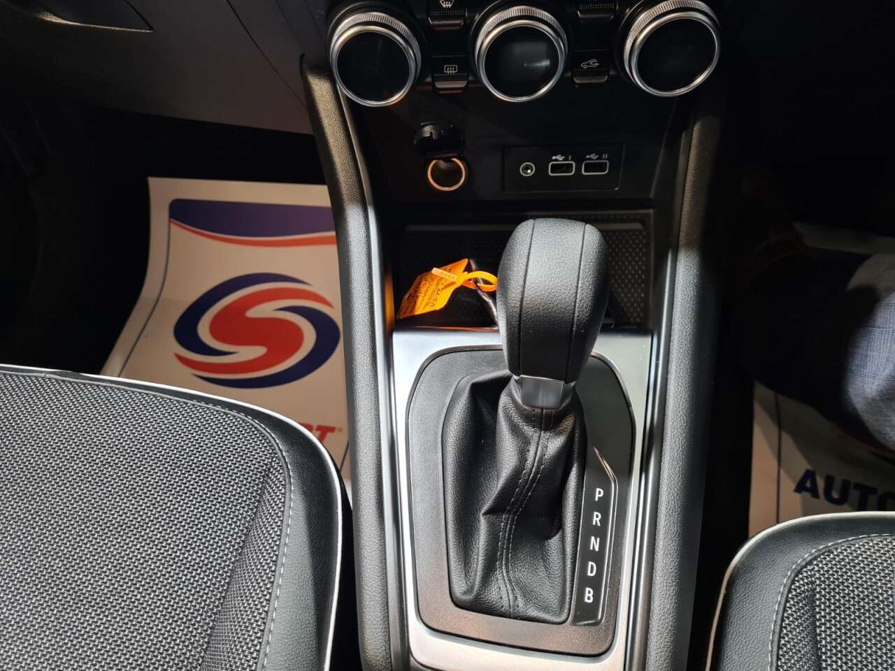 2024 RENAULT CAPTUR 2024 RENAULT CAPTUR