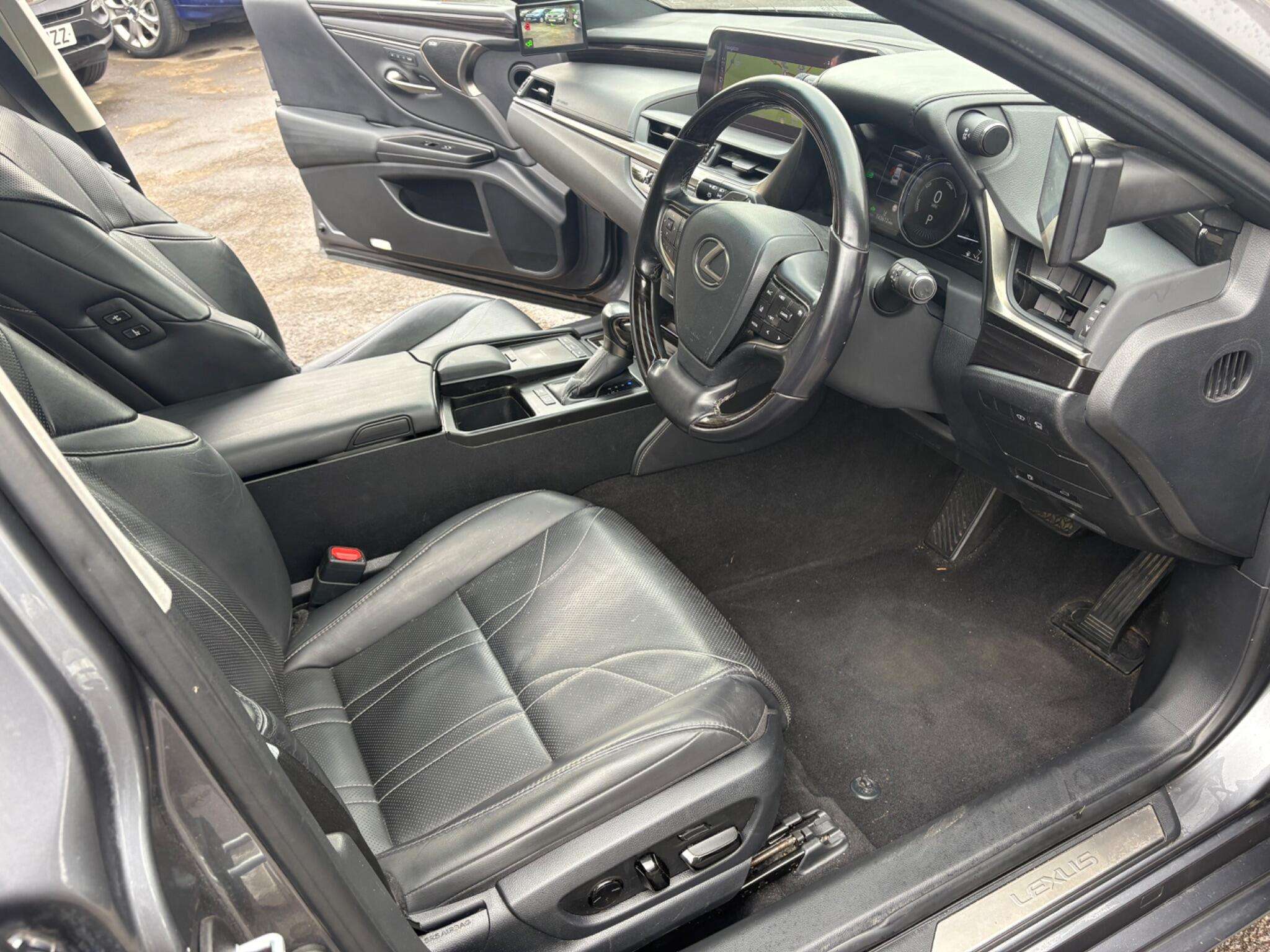 2021 LEXUS ES 2021 LEXUS ES