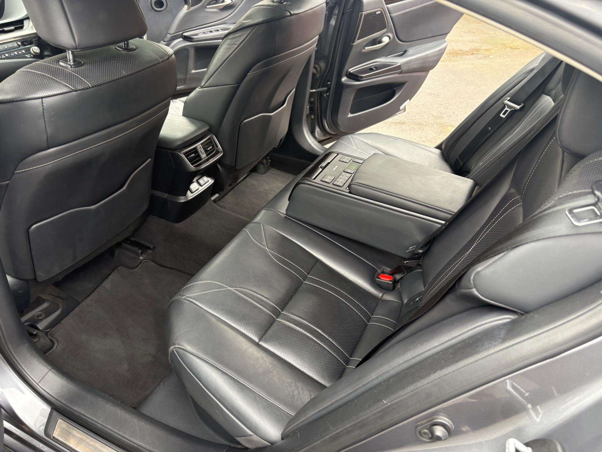 2021 LEXUS ES 2021 LEXUS ES