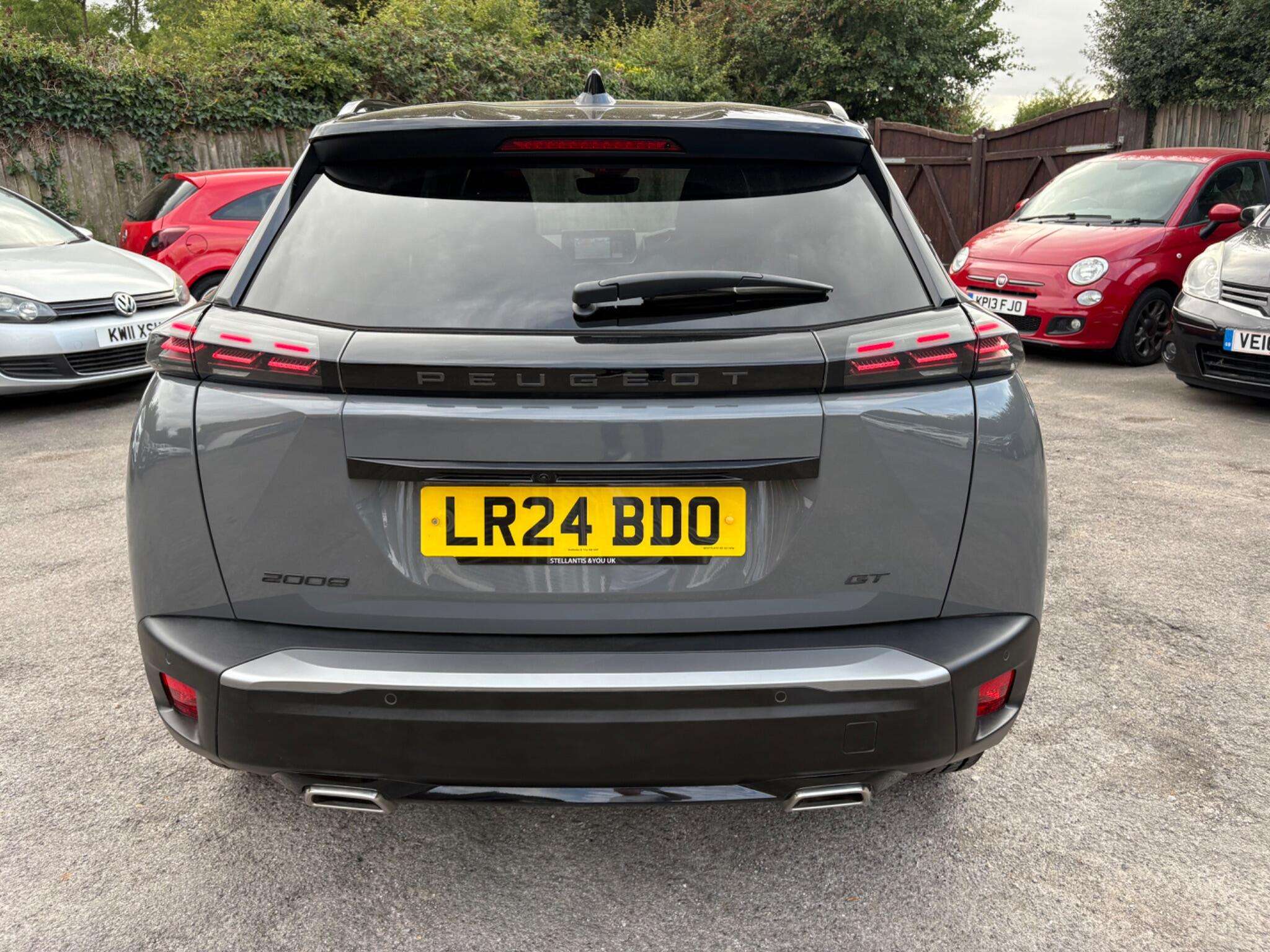 2024 PEUGEOT 2008 2024 PEUGEOT 2008