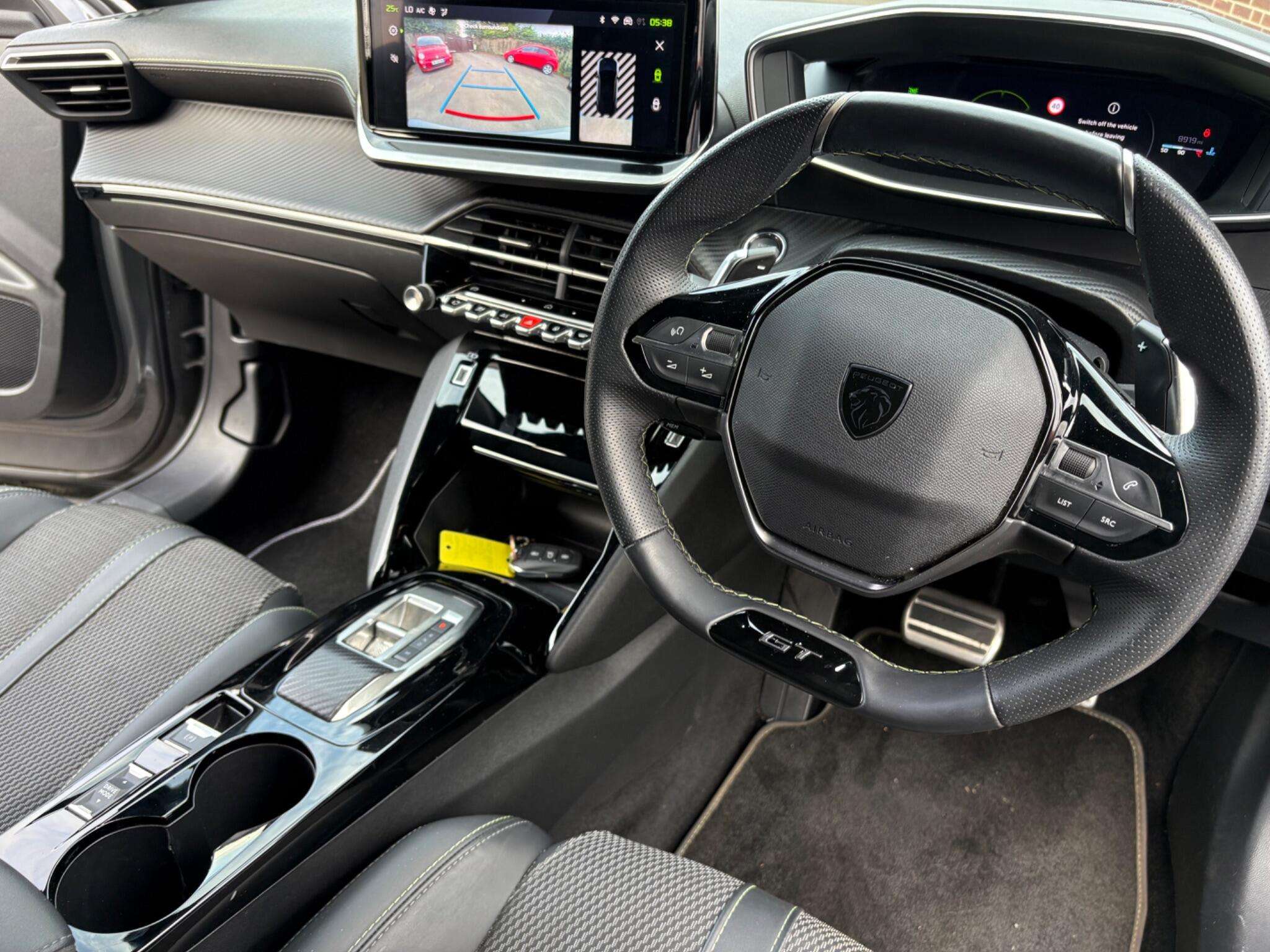 2024 PEUGEOT 2008 2024 PEUGEOT 2008