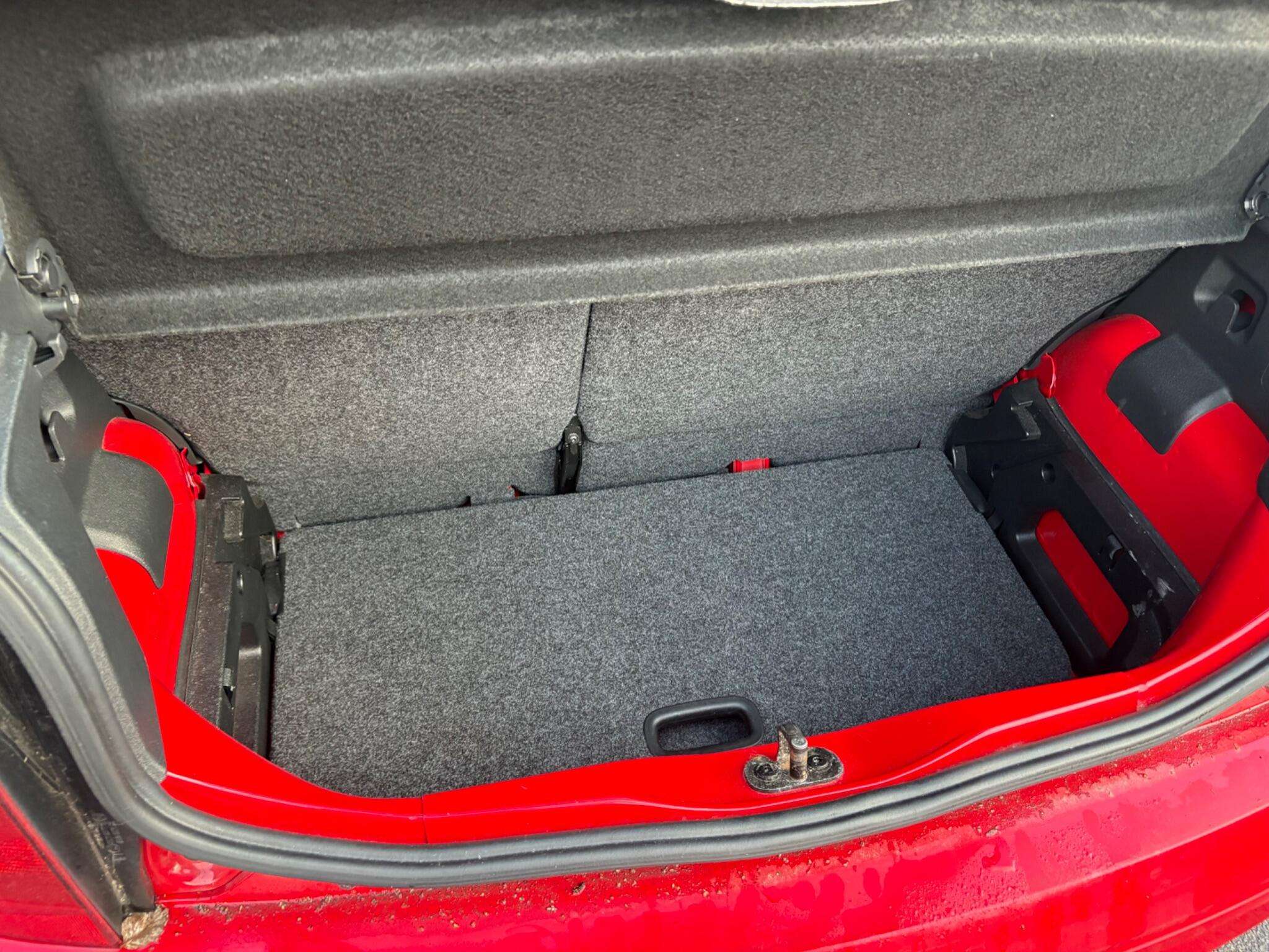 2015 VOLKSWAGEN UP! 2015 VOLKSWAGEN UP!