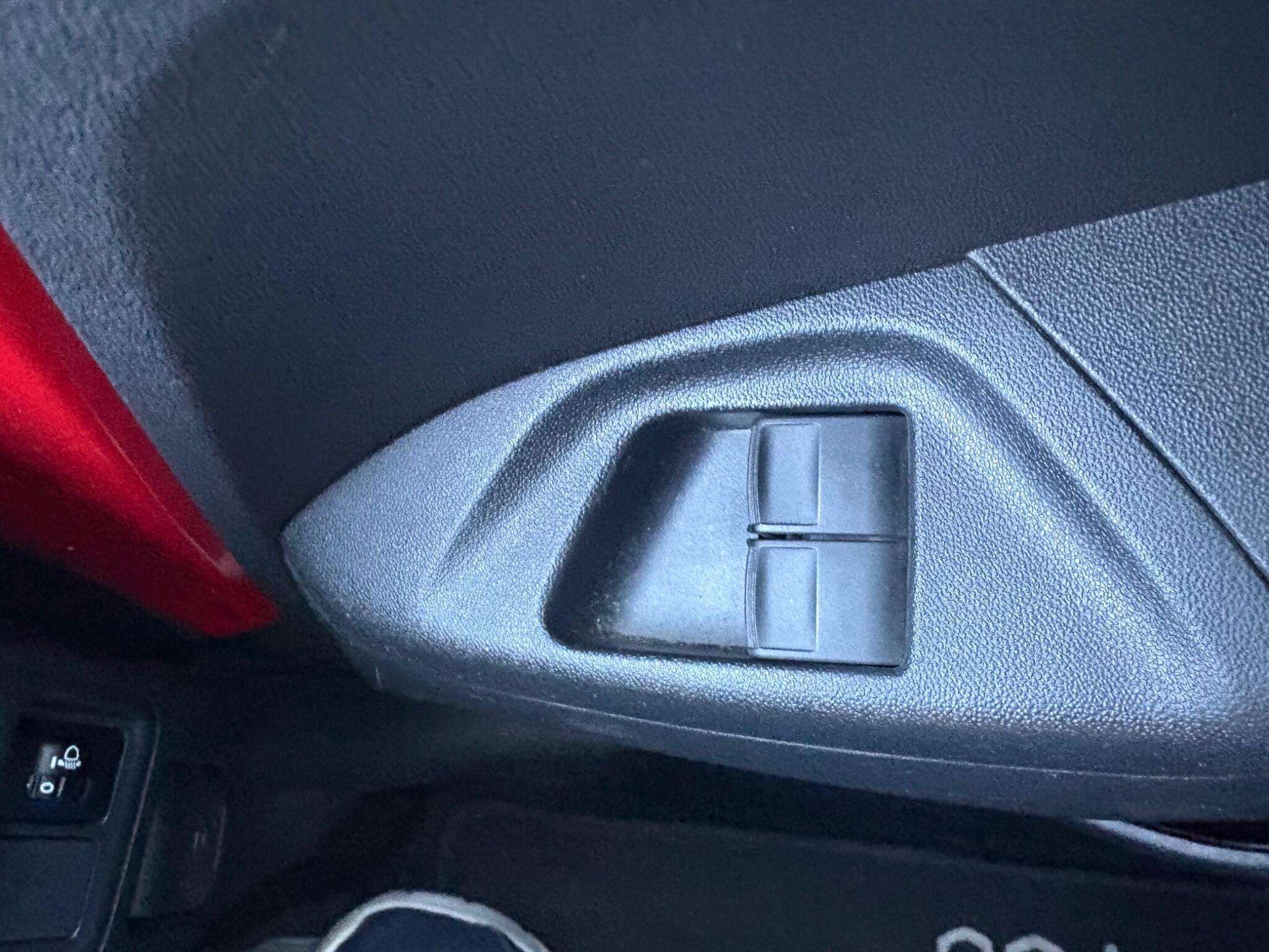 2017 TOYOTA AYGO 2017 TOYOTA AYGO