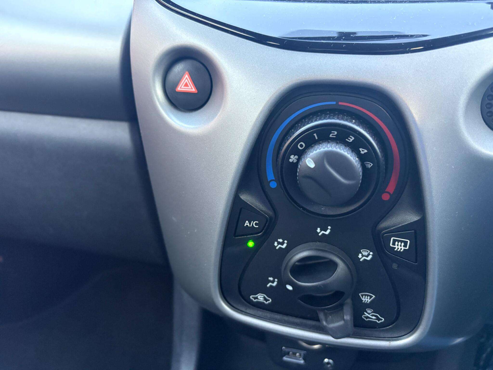 2017 TOYOTA AYGO 2017 TOYOTA AYGO