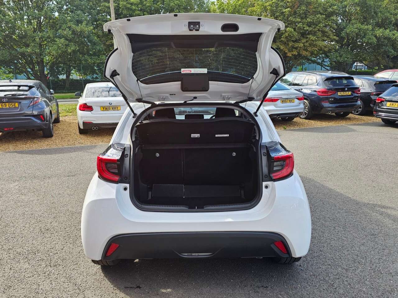 2022 TOYOTA YARIS 2022 TOYOTA YARIS