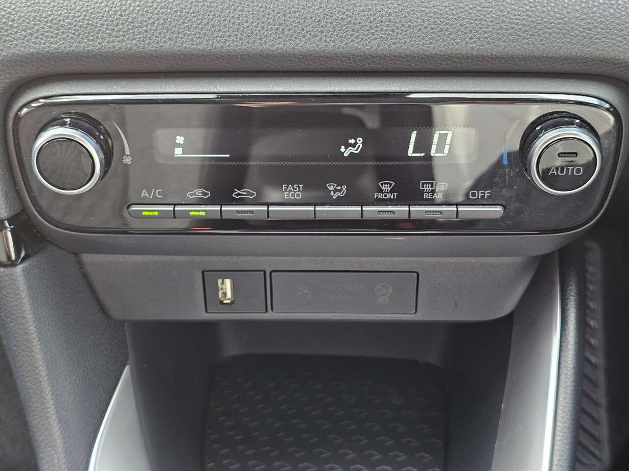 2022 TOYOTA YARIS 2022 TOYOTA YARIS