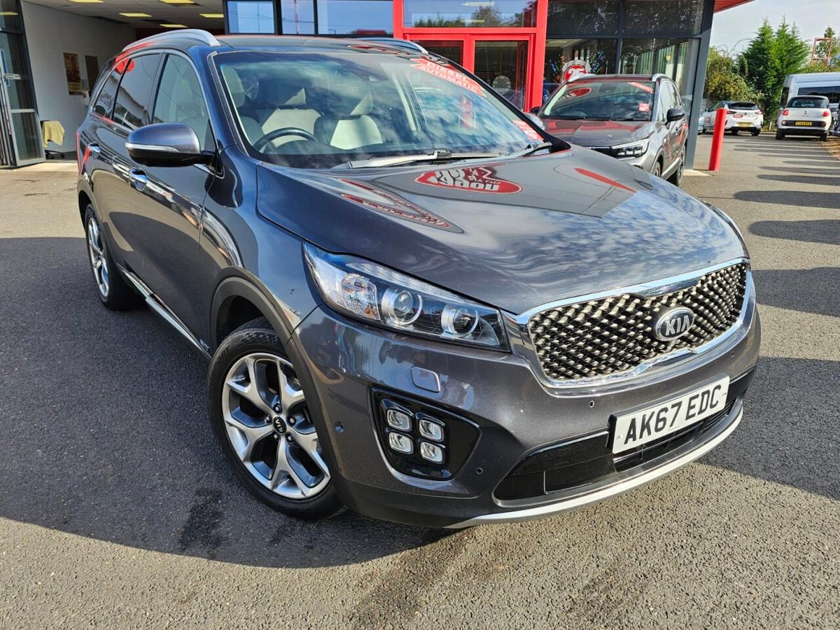 Check out this Kia Sorento 2017 Diesel Automatic