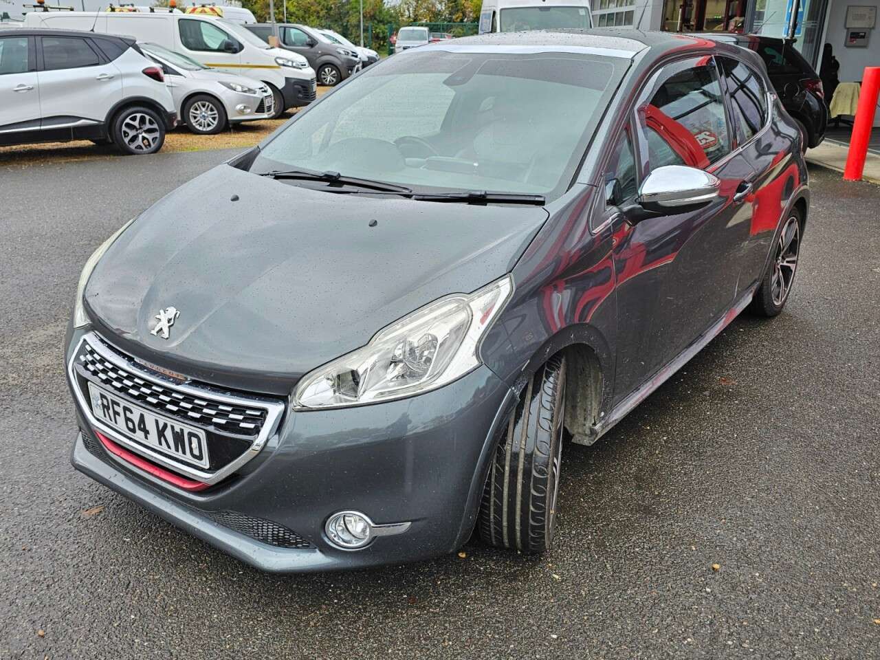 2014 PEUGEOT 208 2014 PEUGEOT 208