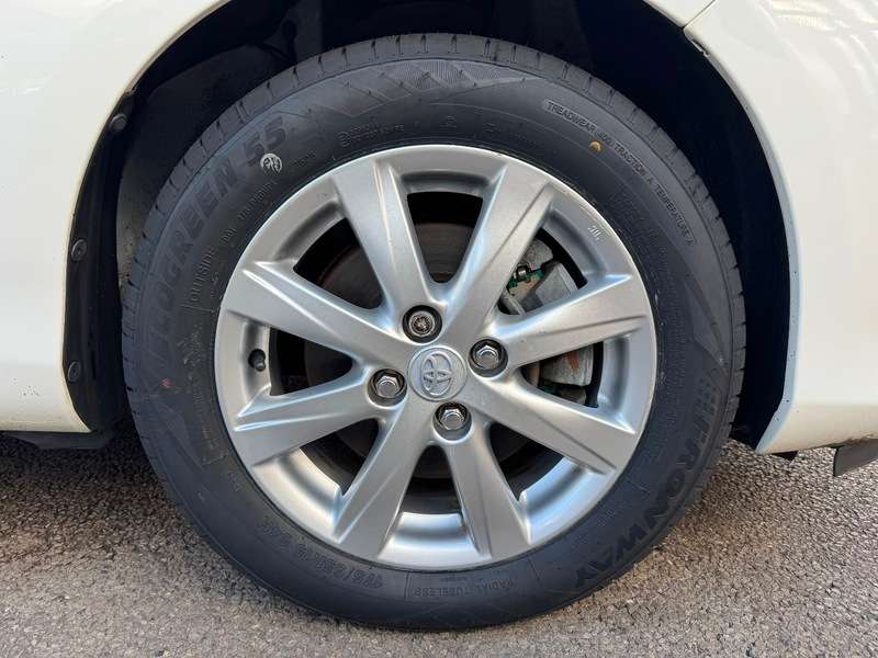 2012 TOYOTA YARIS 2012 TOYOTA YARIS