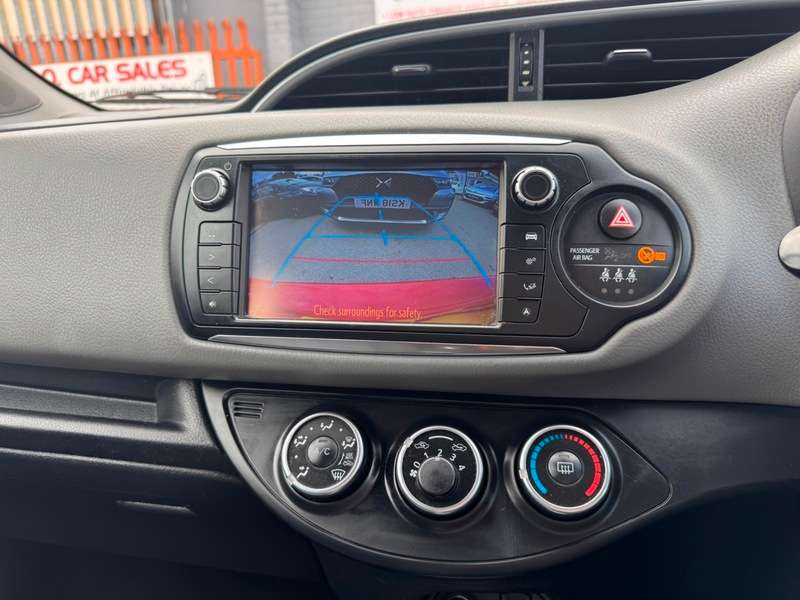 2016 TOYOTA YARIS 2016 TOYOTA YARIS