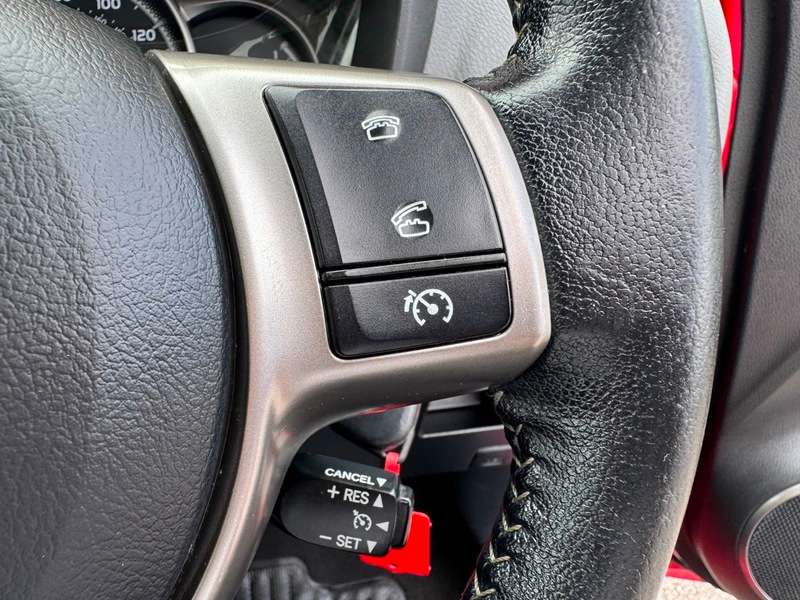 2016 TOYOTA YARIS 2016 TOYOTA YARIS