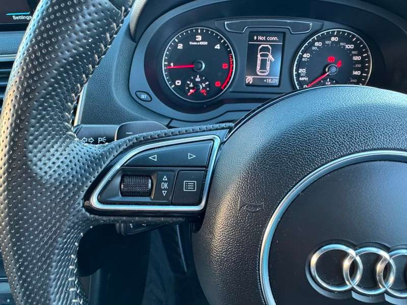 2015 AUDI Q3 2015 AUDI Q3