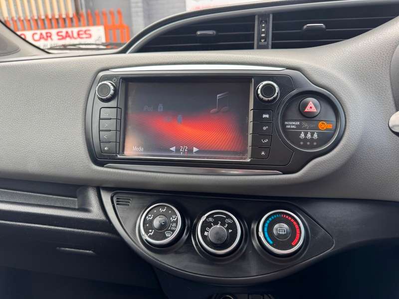 2016 TOYOTA YARIS 2016 TOYOTA YARIS