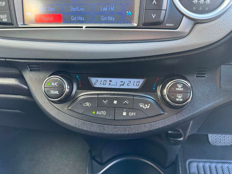 2012 TOYOTA YARIS 2012 TOYOTA YARIS