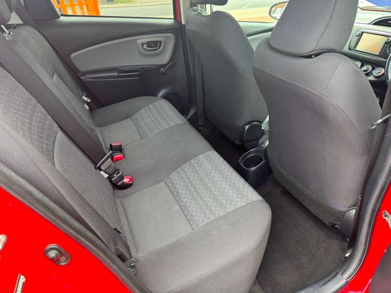 2016 TOYOTA YARIS 2016 TOYOTA YARIS