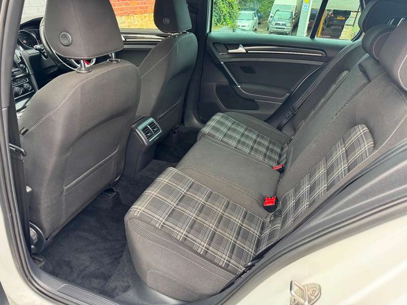 2014 VOLKSWAGEN GOLF 2014 VOLKSWAGEN GOLF