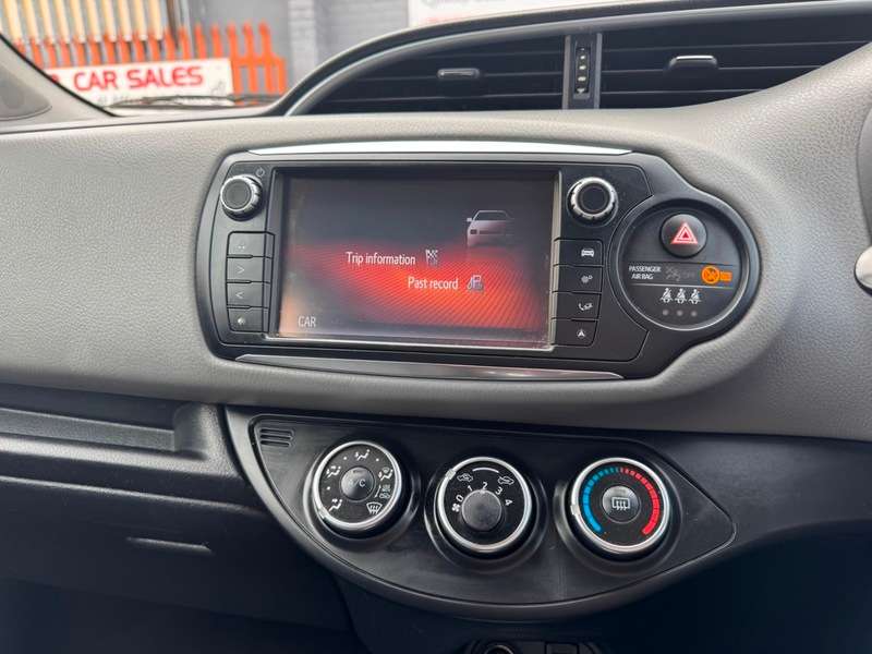 2016 TOYOTA YARIS 2016 TOYOTA YARIS