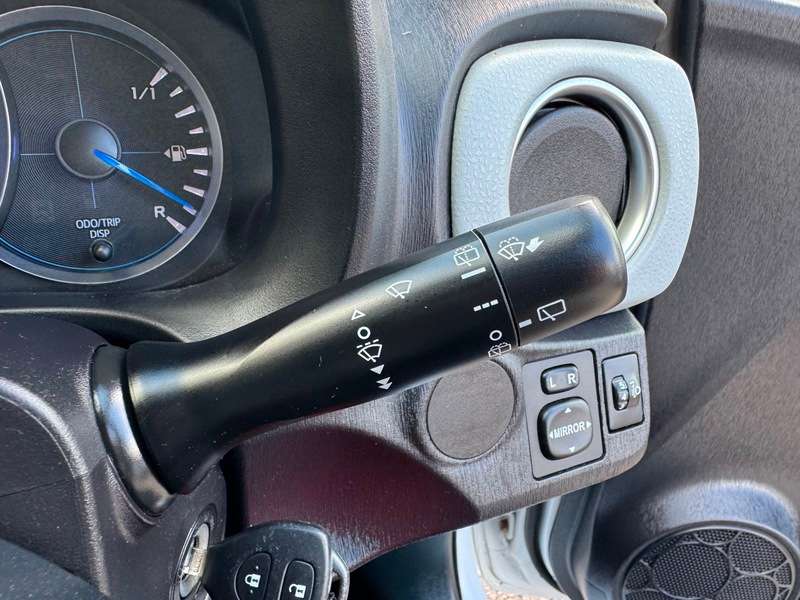 2012 TOYOTA YARIS 2012 TOYOTA YARIS