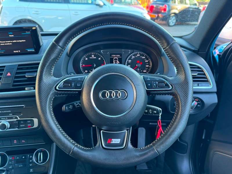 2015 AUDI Q3 2015 AUDI Q3