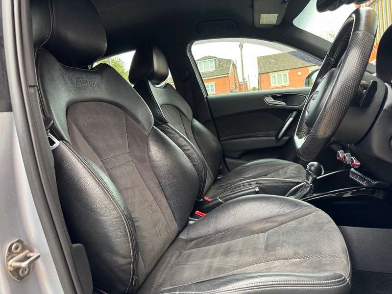 2017 AUDI A1 2017 AUDI A1