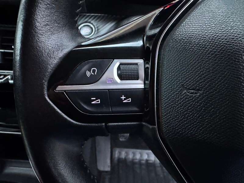 2020 PEUGEOT 208 2020 PEUGEOT 208