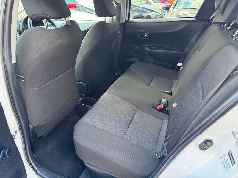 2012 TOYOTA YARIS 2012 TOYOTA YARIS