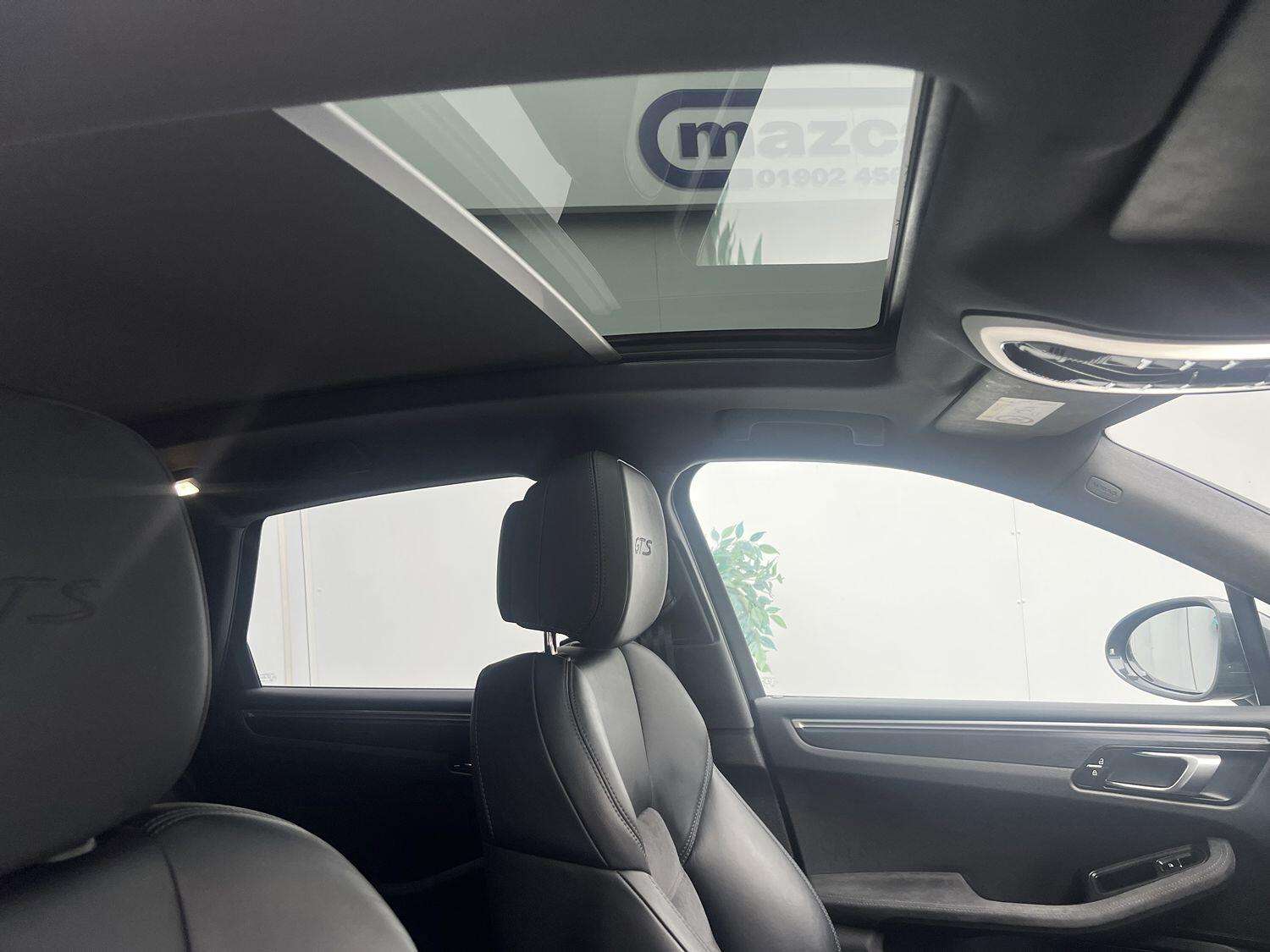 2021 PORSCHE MACAN 2021 PORSCHE MACAN