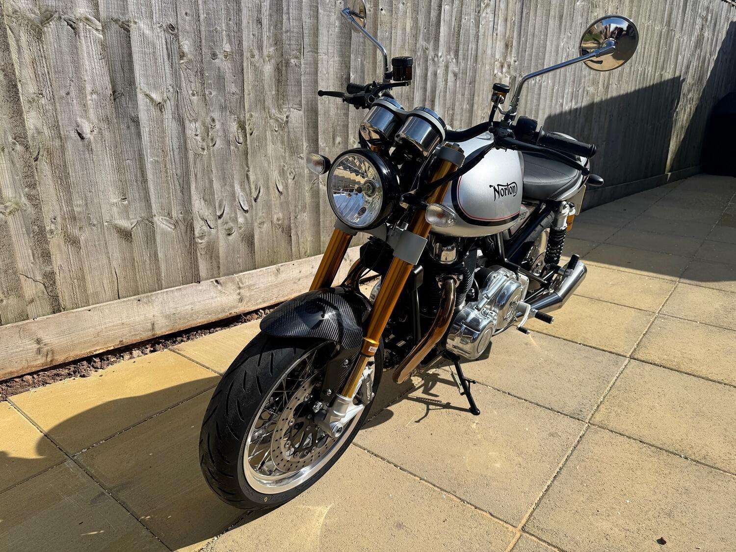 2024 NORTON COMMANDO 2024 NORTON COMMANDO