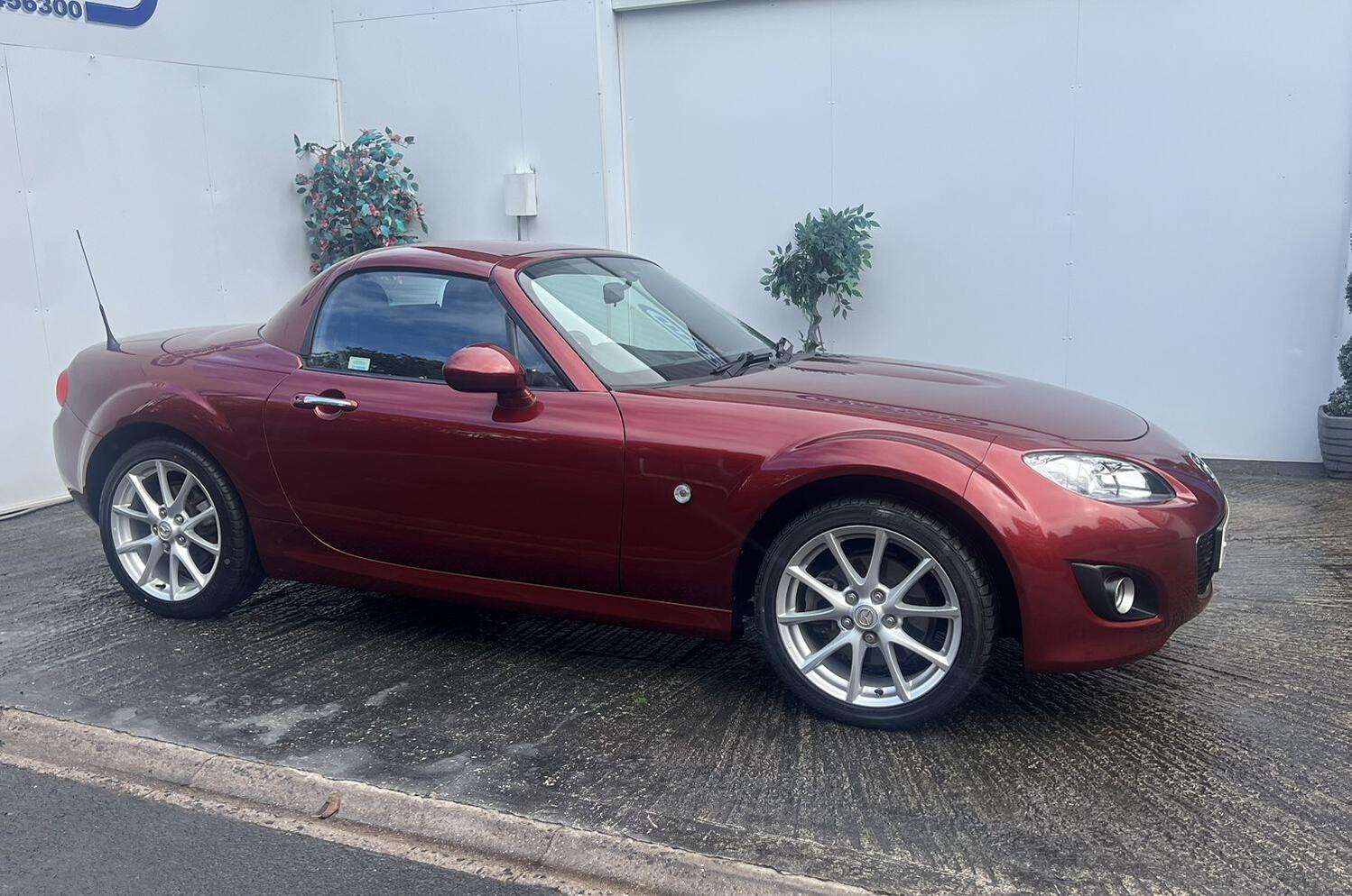2011 MAZDA MX-5 2011 MAZDA MX-5