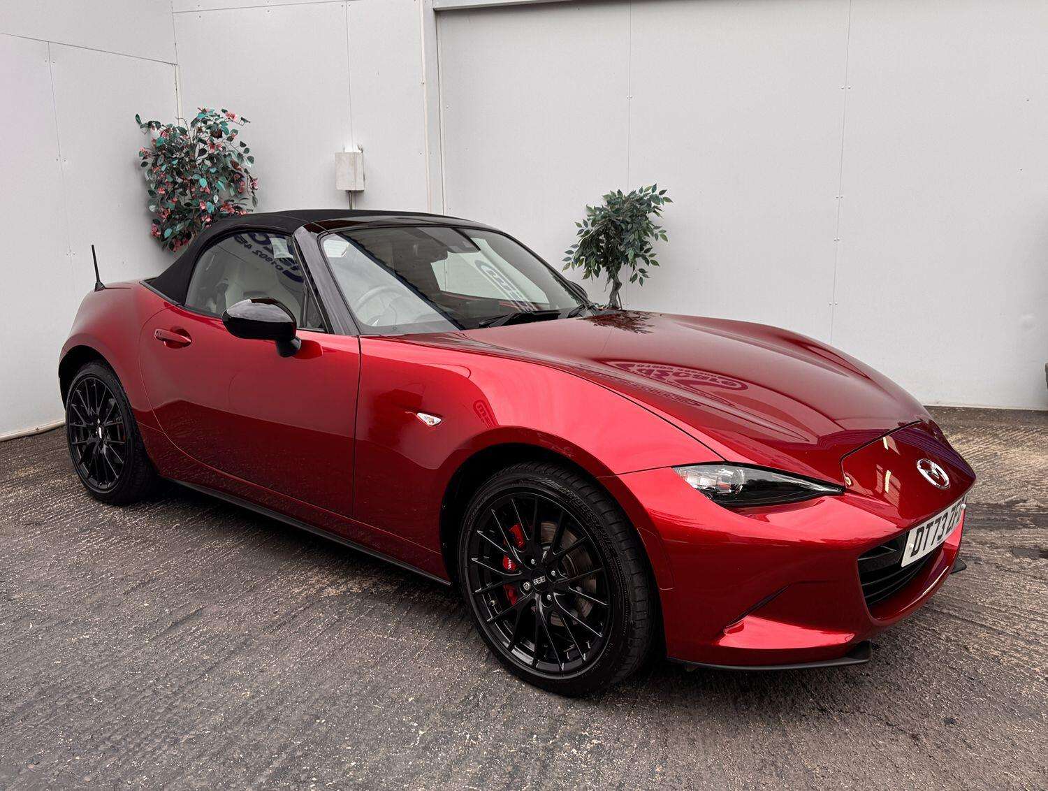 2023 MAZDA MX-5 2023 MAZDA MX-5